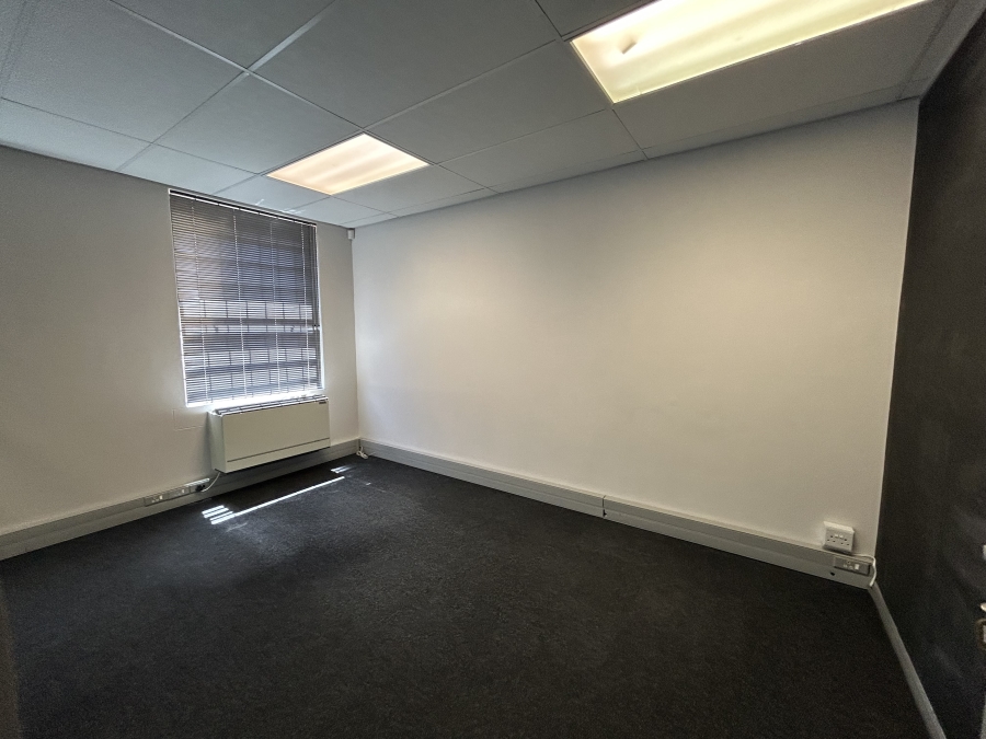 To Let Commercial Property for Rent in Tokai Western Cape